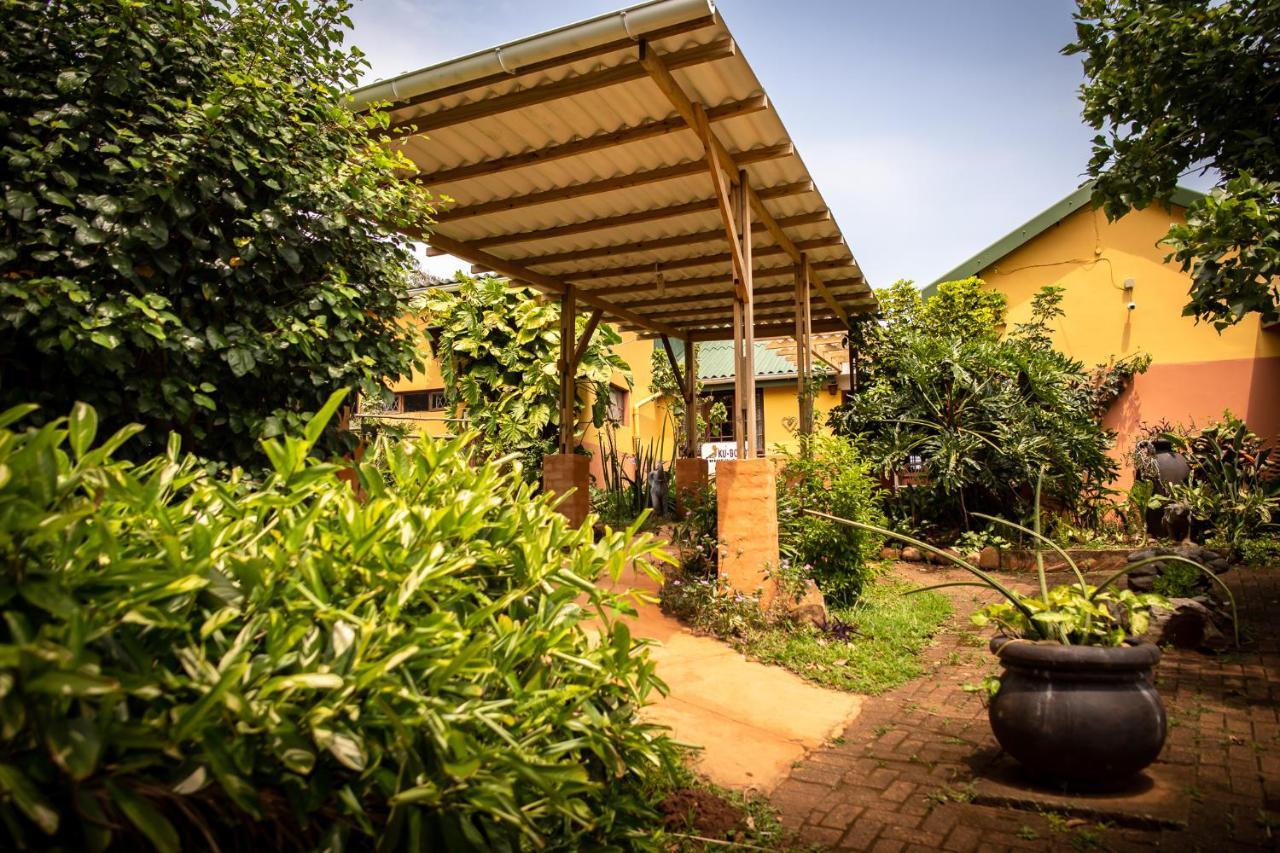 Ku-Boboyi River Lodge Port Edward Exterior foto